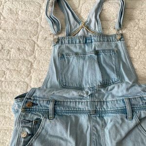 Hi rise Tom girl, American Eagle, overalls short